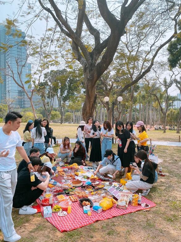 三月春意昂·結(jié)伴探春風(fēng)——君林企業(yè)踏青活動(dòng)掠影 三月春意昂·結(jié)伴探春風(fēng)——君林企業(yè)踏青活動(dòng)掠影